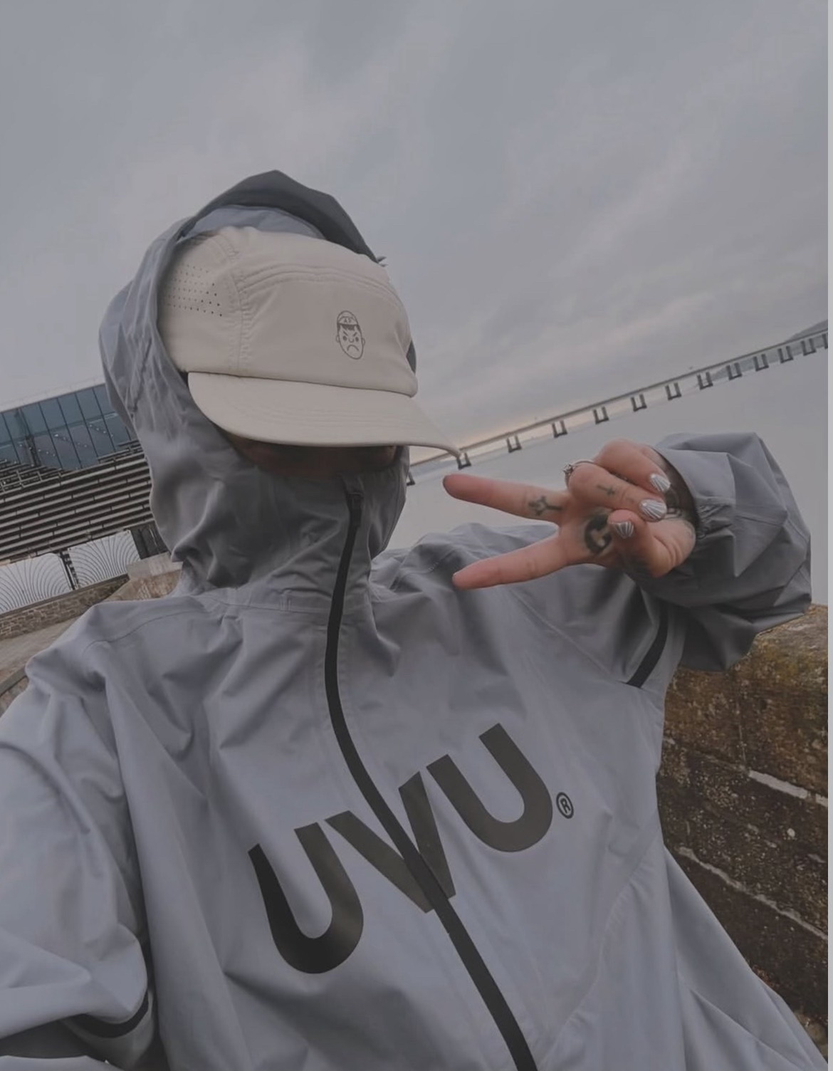 Jaket Lari Unisex UVU Ultralig - Running Gear Rain ulasan dan harga